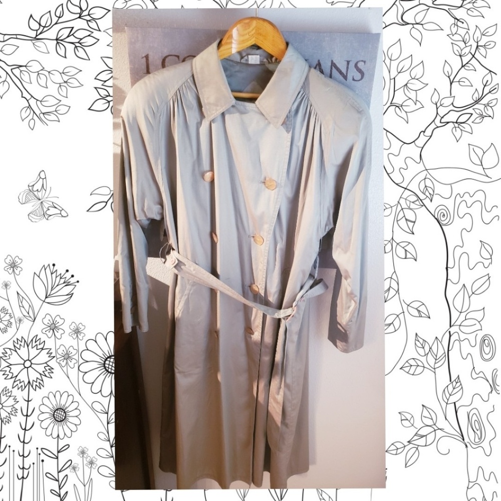Trenchcoat by Four Seasons of London